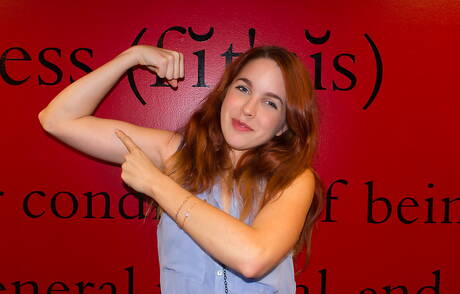 Zishy pleased to share with you a free picture gallery with Amarna Miller unveiling amazing shape